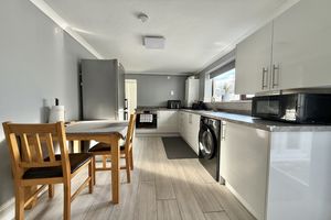 Kitchen/Diner- click for photo gallery